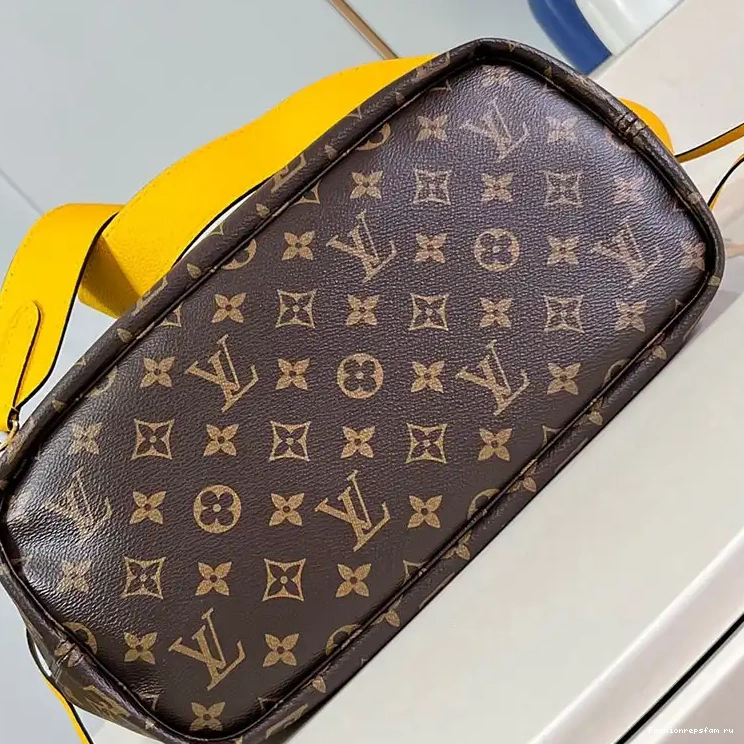 Fashionrepsfam ru Bags 2410YA0159 LV 1027